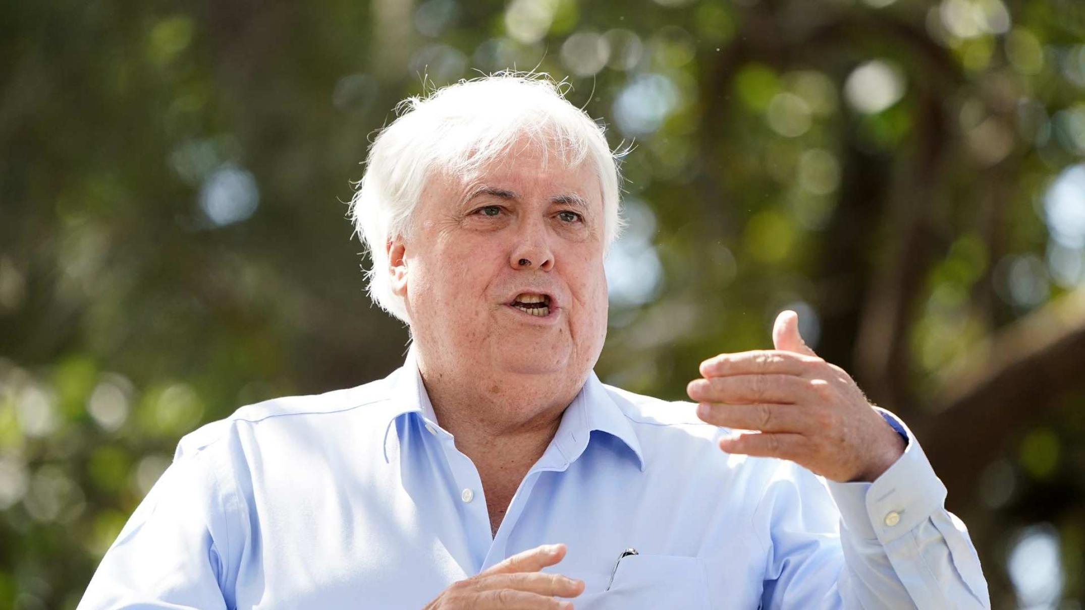 clive-palmer’s-queensland-coal-mine-plan-poses-‘significant-risks’-to-great-barrier-reef