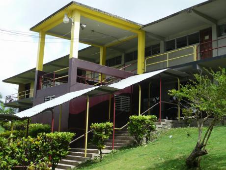 st-thomas-technical-suspends-face-to-face-classes-after-teacher-tests-positive-for-covid