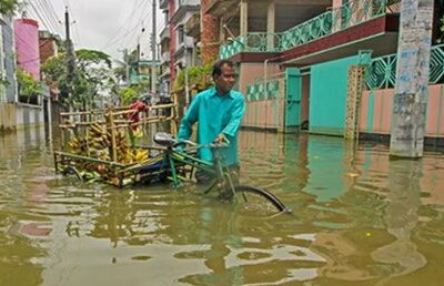 inundatii-grave-din-bangladesh-si-india.-zeci-de-morti-si-milioane-de-oamenii-izolati
