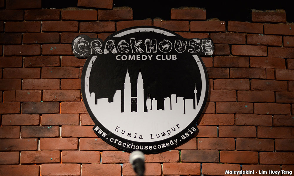 comedians-protest-shutting-down-crackhouse-over-open-mic-brouhaha