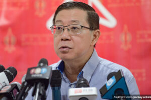 pm-set-wrong-priorities-in-taking-action-on-klia-fiasco-but-not-lcs-–-guan-eng