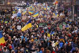 manifestantes-en-berlin-piden-negociar-con-rusia-en-vez-de-armar-a-ucrania