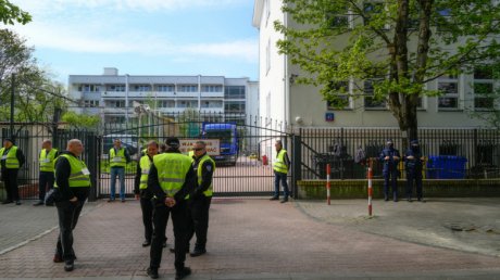 polonia-confisca-cladirea-liceului-rus-din-varsovia.-rusia-va-inainta-un-protest-diplomatic-oficial