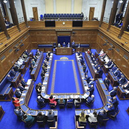pohja-iirimaa-parlament-taasalustas-kaheaastase-pausi-jarel-tood