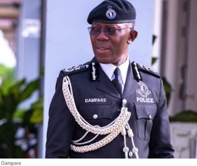 dampare-commiserates-with-three-deceased-officers’-families