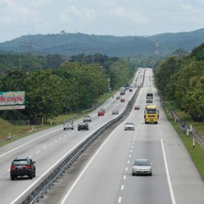 govt-announces-april-8-and-9-toll-free-travel-for-aidilfitri