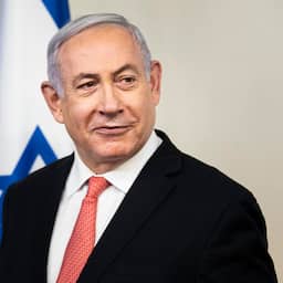 israelische-premier-netanyahu-mag-dinsdag-naar-huis-van-herniaoperatie