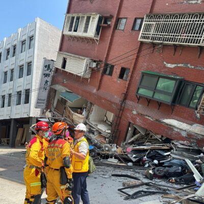aumentan-a-nueve-los-fallecidos-por-el-terremoto-de-7,2-en-taiwan-y-cifra-de-heridos-supera-las-820-personas