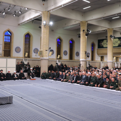 بالصور:-الإمام-الخامنئي-يستقبل-رؤساء-السلطات-الايرانية-الثلاث-ومسؤولين-آخرين