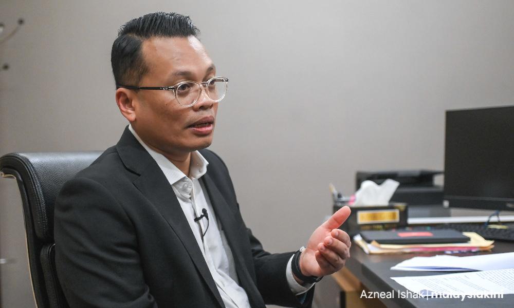 nik-nazmi:-harapan-should-not-lose-support-base-to-win-over-far-right