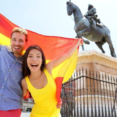 residencia-y-trabajo-en-espana:-ventajas-de-casarse-con-un-espanol-en-2024
