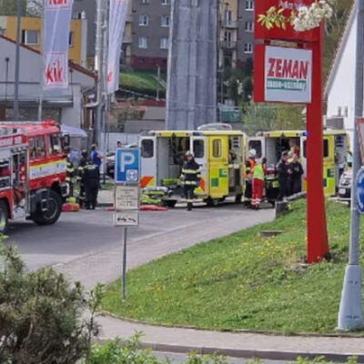 Τσεχία:-Οκτώ-άνθρωποι-παρασύρθηκαν-από-αυτοκίνητο-έξω-από-σούπερ-μάρκετ