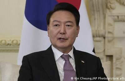 parlamentswahlen-in-sudkorea:-yoon-suk-yeol-geschlagen,-aber-nicht-am-ende