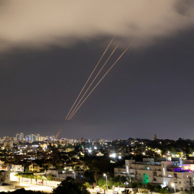 attaque-de-l’iran-contre-israel-:-des-missiles-interceptes-au-dessus-de-la-knesset-et-du-dome-du-rocher,-lieu-saint-de-l’islam