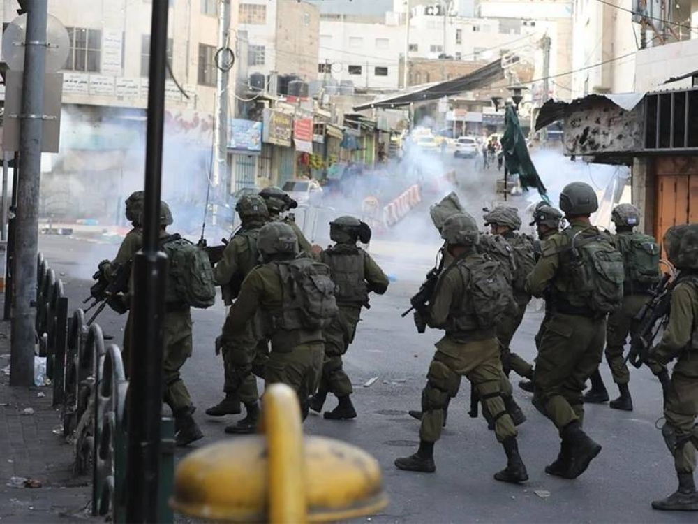 occupation-forces-storm-jenin-and-balata-camp,-arrest-several-palestinians