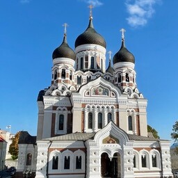 mpeok-peab-nevski-katedraalis-jatkamiseks-end-venemaast-lahti-siduma