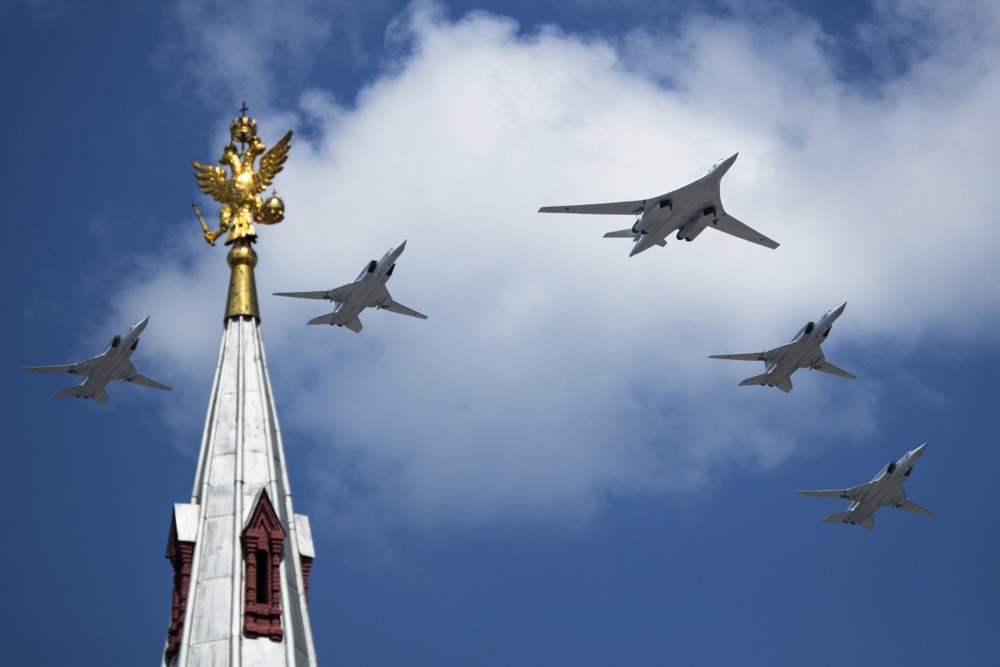 Украина:-За-прв-пат-соборивме-руски-стратешки-бомбардер-Ту-22М3-|-360-digiri