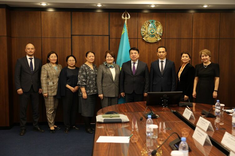 education-ministers-of-kyrgyzstan-and-kazakhstan-discuss-cooperation-issues