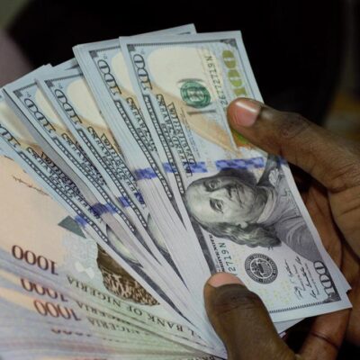 again,-naira-depreciates-by-n64-against-dollar-at-forex-market