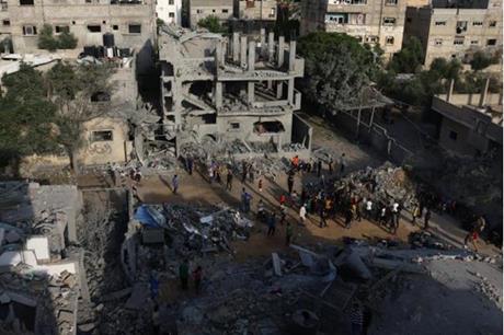 الاحتلال-ينفذ-سلسلة-غارات-على-شارع-10-في-حي-الزيتون-جنوب-غزة