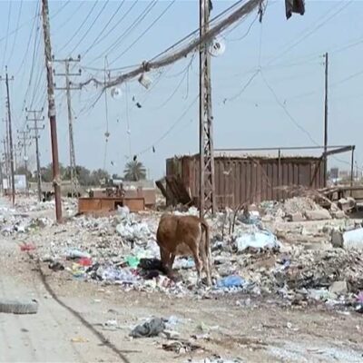 النفايات-تنتشر-على-طرقات-بغداد-والمواطنون-مستاؤون