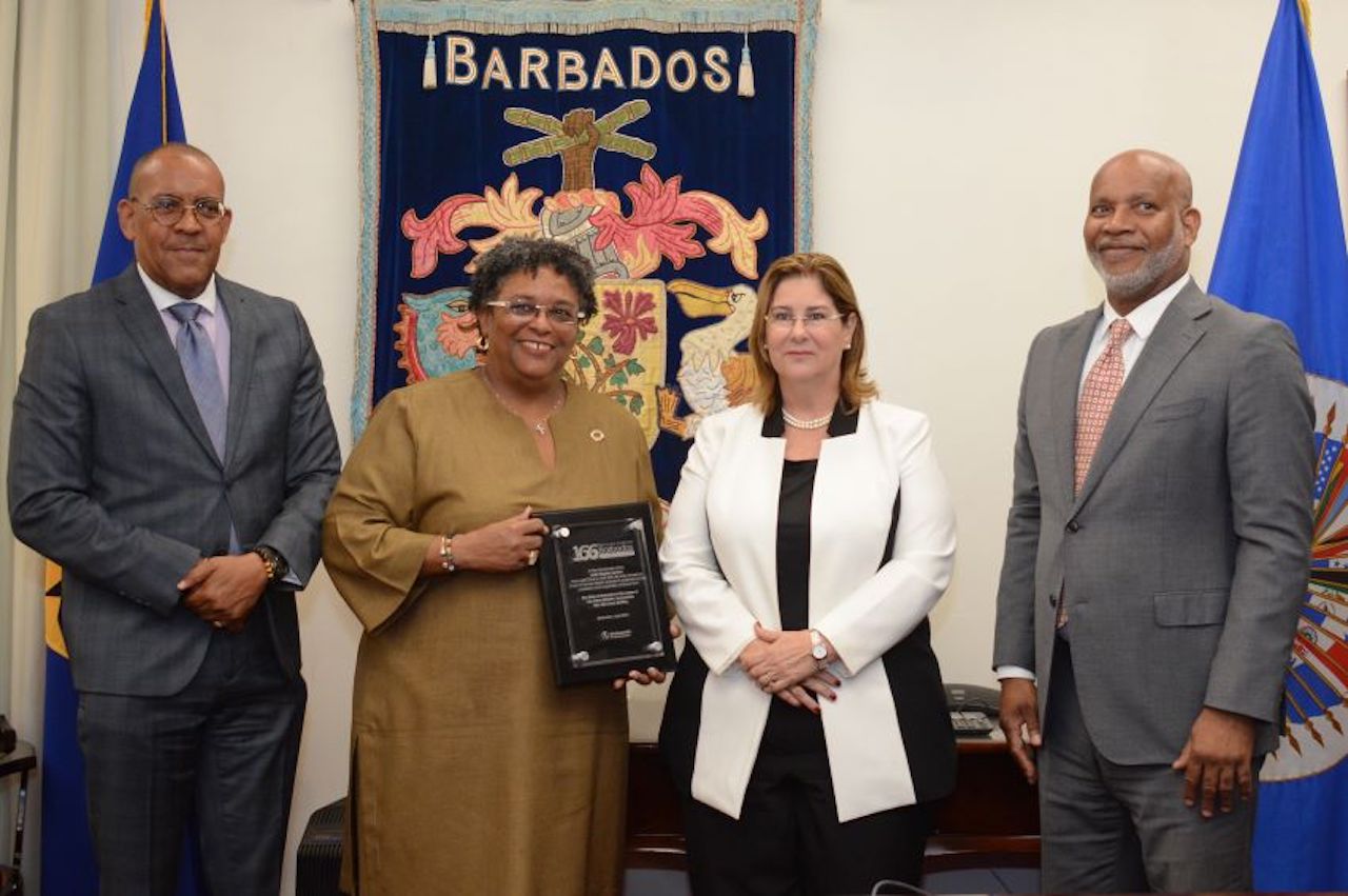 pm-holds-talks-with-iachr-president