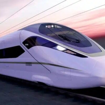 오만-에미라티 열차 프로젝트에 5억 리얄 이상의 가치가 있는 작품 할당.