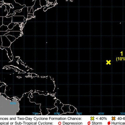 centro-nacional-de-huracanes-informa-sobre-area-de-baja-presion-en-el-atlantico-con-aguaceros-y-tormentas-electricas