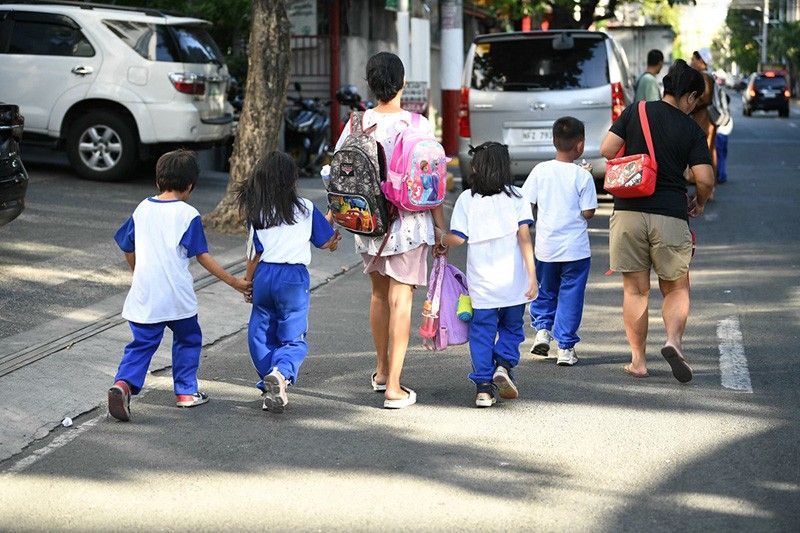 walang-pasok:-class-suspensions-for-april-25-due-to-hot-weather