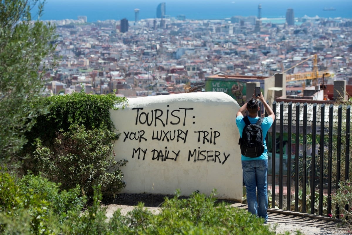 stay-away!-how-europe’s-most-popular-spots-are-fighting-overtourism