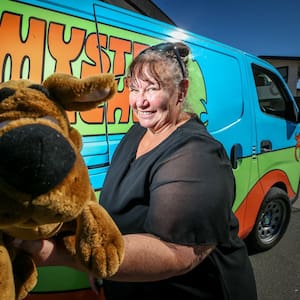 hawke’s-bay-woman-owns-one-of-a-kind-scooby-doo-mystery-machine
