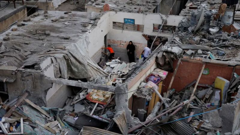 "نيويورك-تايمز":-"إسرائيل"-تُدمّر-المستشفيات-في-غزّة-والنظام-الصحي-على-وشك-الانهيار