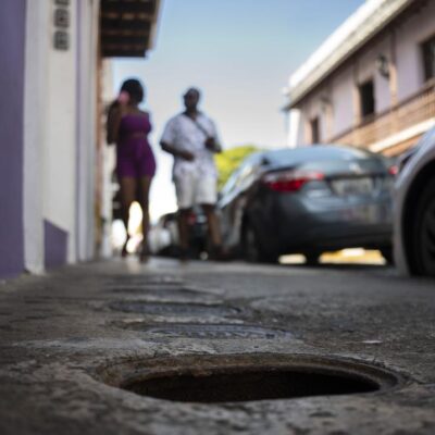 #noesnormal:-contadores-de-agua-potable-sin-tapas,-un-riesgo-para-los-peatones-en-san-juan