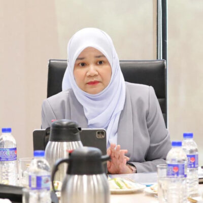 fadhlina-sidesteps-poser-on-world-bank-report-about-education