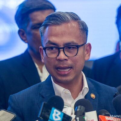 pm-will-not-join-campaign-in-kkb,-fahmi-hints