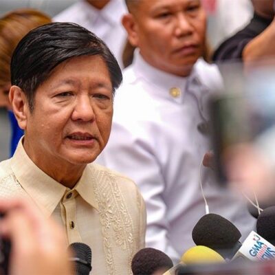 marcos-visits-mindanao,-says-afp-now-peace-fighters