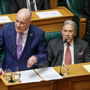 mps’-pay-increases:-prime-minister-christopher-luxon-faces-his-first-trial-by-pay-rise-while-chris-hipkins-is-short-changed