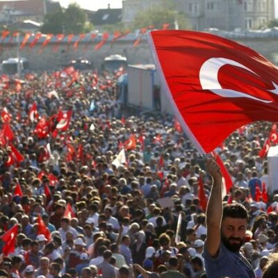 istanbul-povolal-do-zbrane-42 000 policistu-dohlednou-na-1. maj