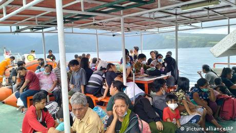 grosflachige-evakuierung-nach-vulkanausbruch-in-indonesien