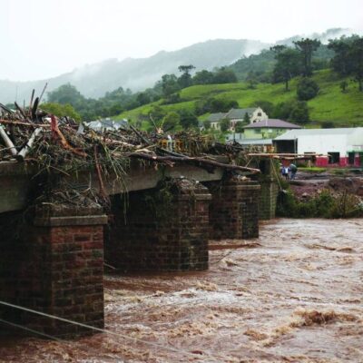 ten-dead,-21-missing-after-heavy-rains-in-brazil