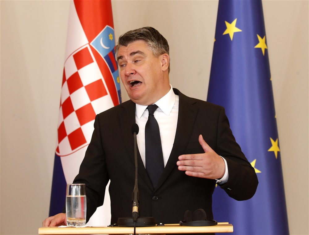 Хрватскиот-претседател:-Не-ги-навредував-Бугарите,-се-потсмевав-на-дел-од-хрватската-власт-|-МКД