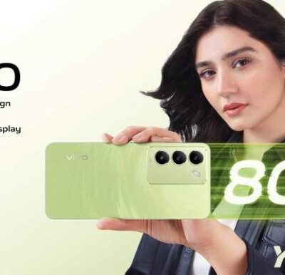 vivo-launched-y100-smartphone-in-pakistan-with-unique-color-changing-design-and-80w-flashcharge