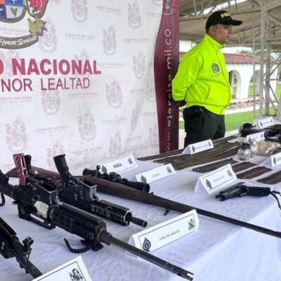 las-autoridades-de-colombia-detienen-a-149-miembros-de-bandas-criminales-por-extorsion