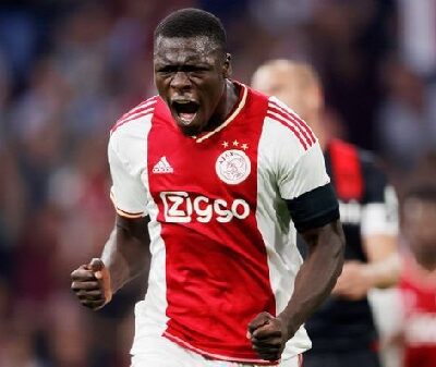 brian-brobbey-on-target-for-ajax-in-heavy-win-over-fc-volendam