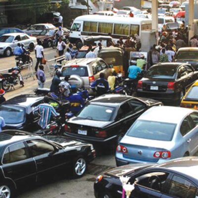 nigerian-govt-urged-to-expose-cabals-behind-fuel-scarcity