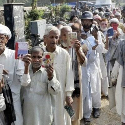 pakistan-considers-raising-retirement-age-ahead-of-imf-visit