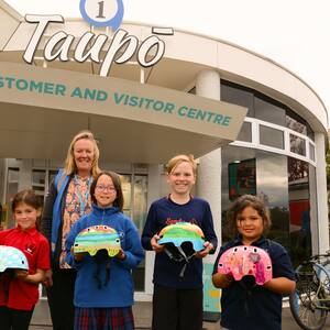 taupo-students-have-custom-bike-helmet-designs-made