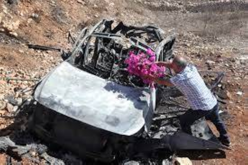 israeli-entity-targets-car-in-southern-lebanon,-kills-4