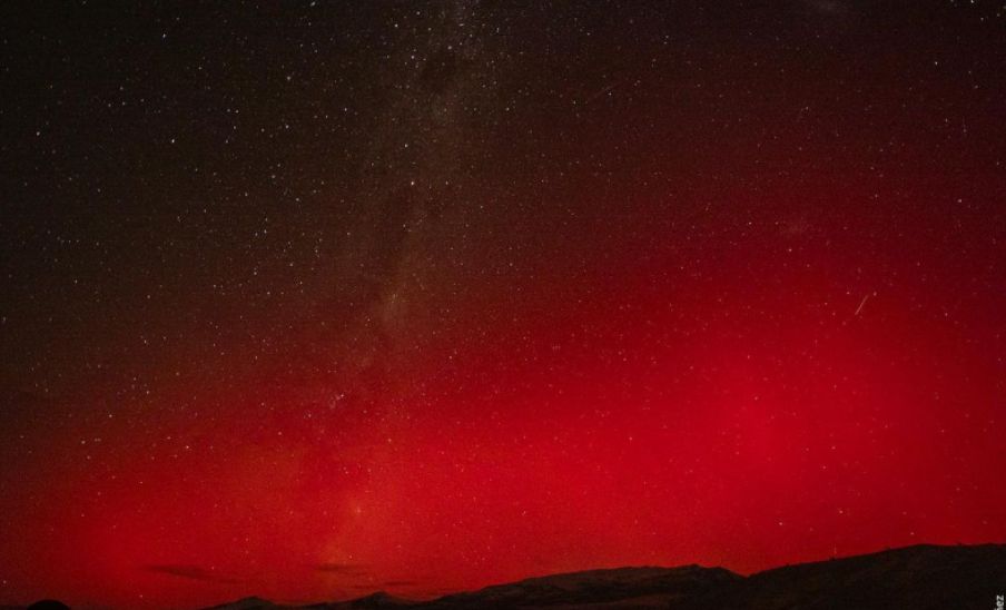 auroras-australes-fotografiadas-por-el-guatemalteco-daniel-nunez-durante-la-tormenta-solar-2024