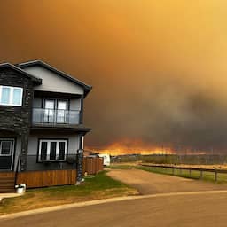 bosbrand-nadert-canadese-stad-fort-mcmurray,-6.000-mensen-geevacueerd
